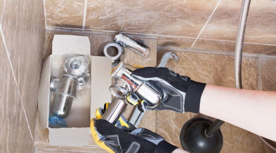 Professional gutter cleaning in Demorest, GA